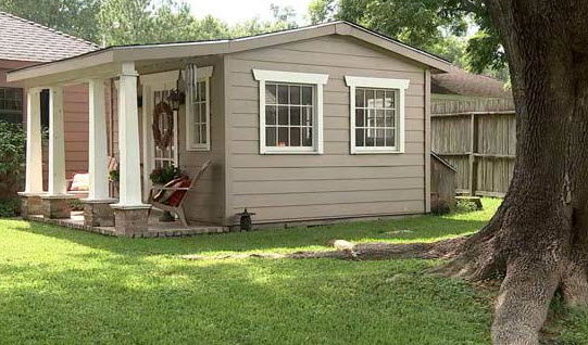 WOMEN CAN NOW ESCAPE TO BACKYARD “SHE SHEDS”