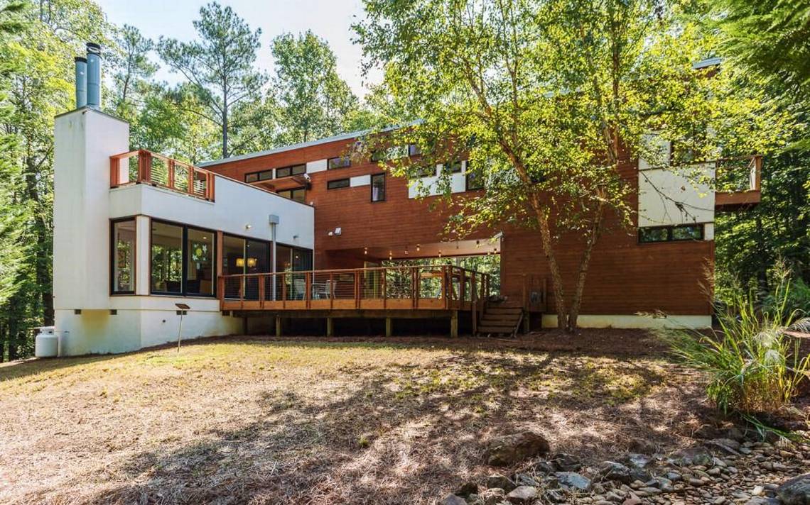 Dwell Home Shows How to a Build Modern Modular Home